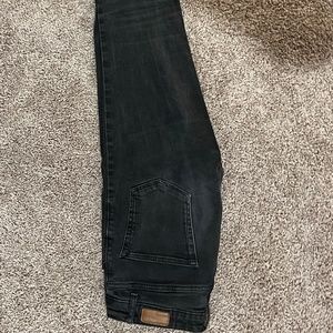 Black slim jean